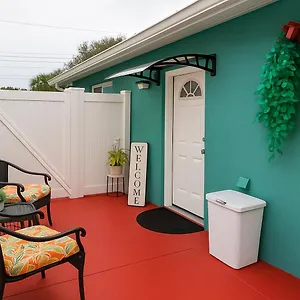 Castle In Near Airport And Busch Gardens Apartment Tampa